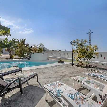 Oasis Samuel Vila Garachico (Tenerife)